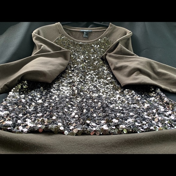 🌟FOREVER 21 Comfy Bling Sequence Top | Nice 🌟 - Picture 8 of 8